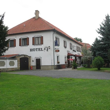 Hotel Kovarna Decin Bagian luar foto