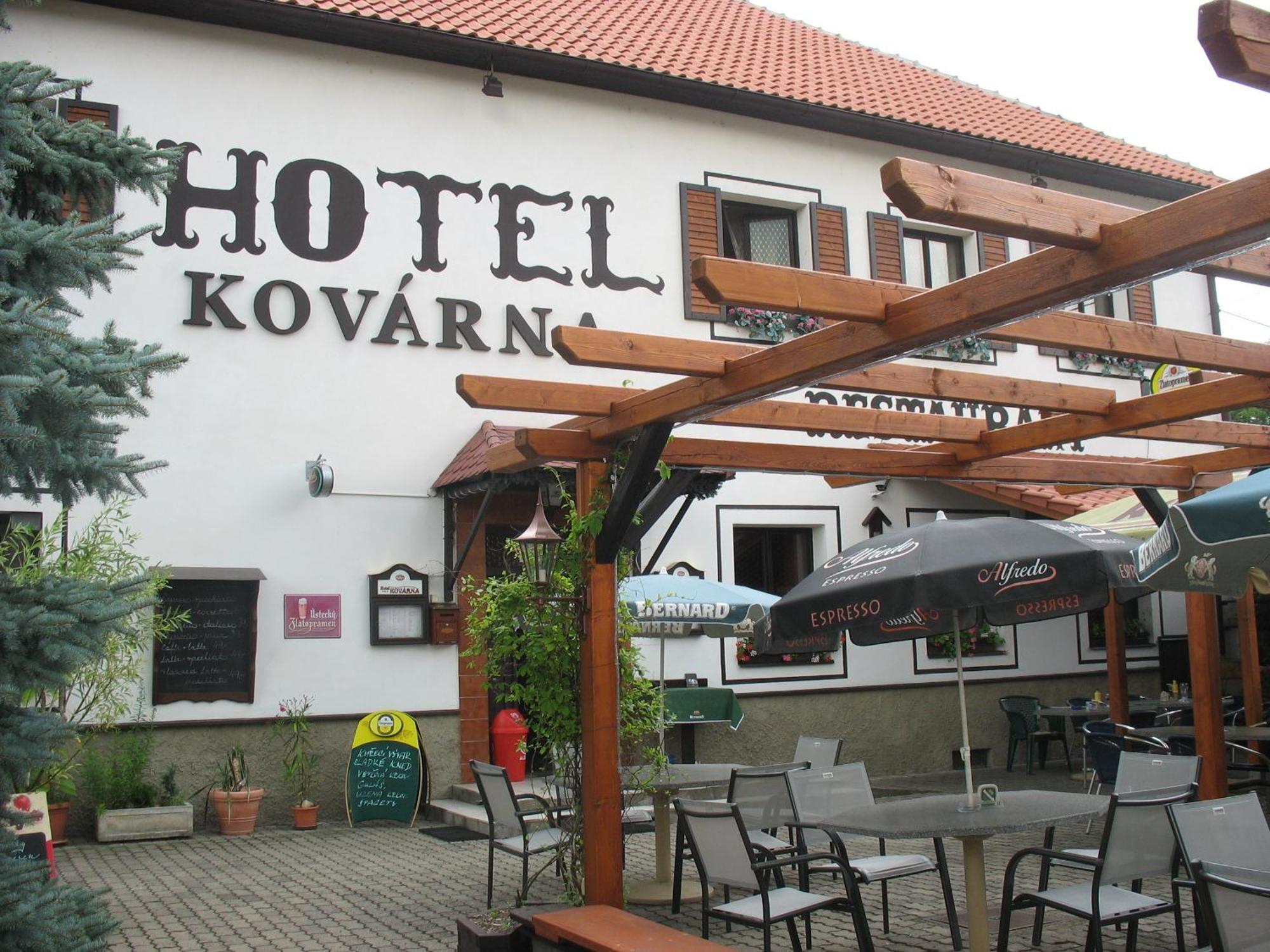 Hotel Kovarna Decin Bagian luar foto