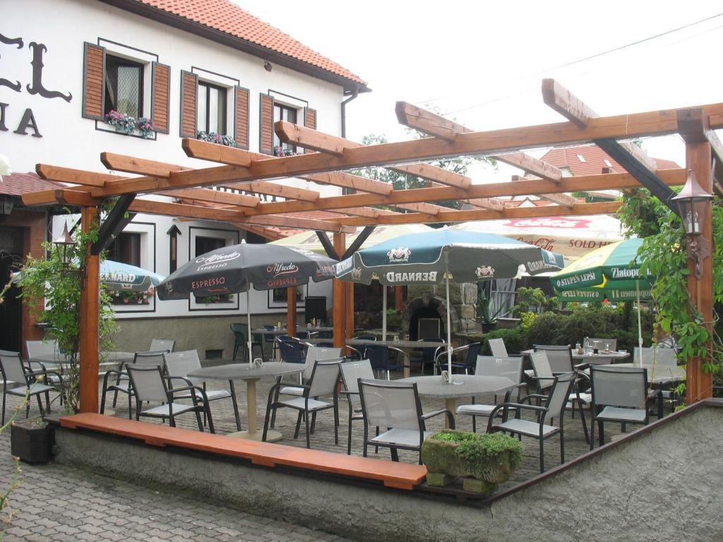 Hotel Kovarna Decin Bagian luar foto