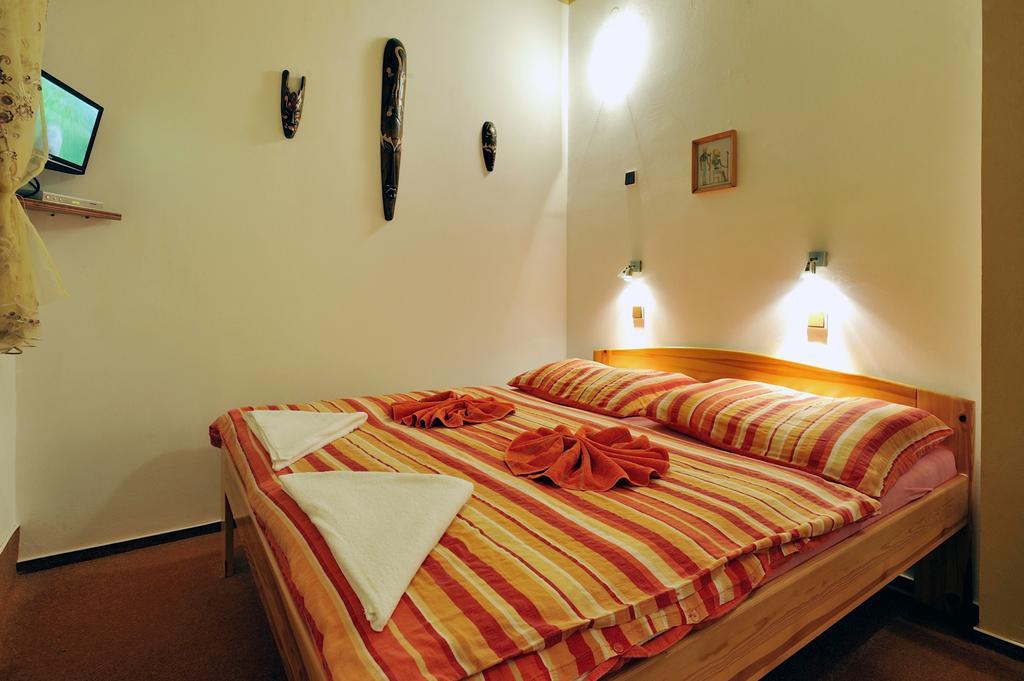 Hotel Kovarna Decin Bagian luar foto