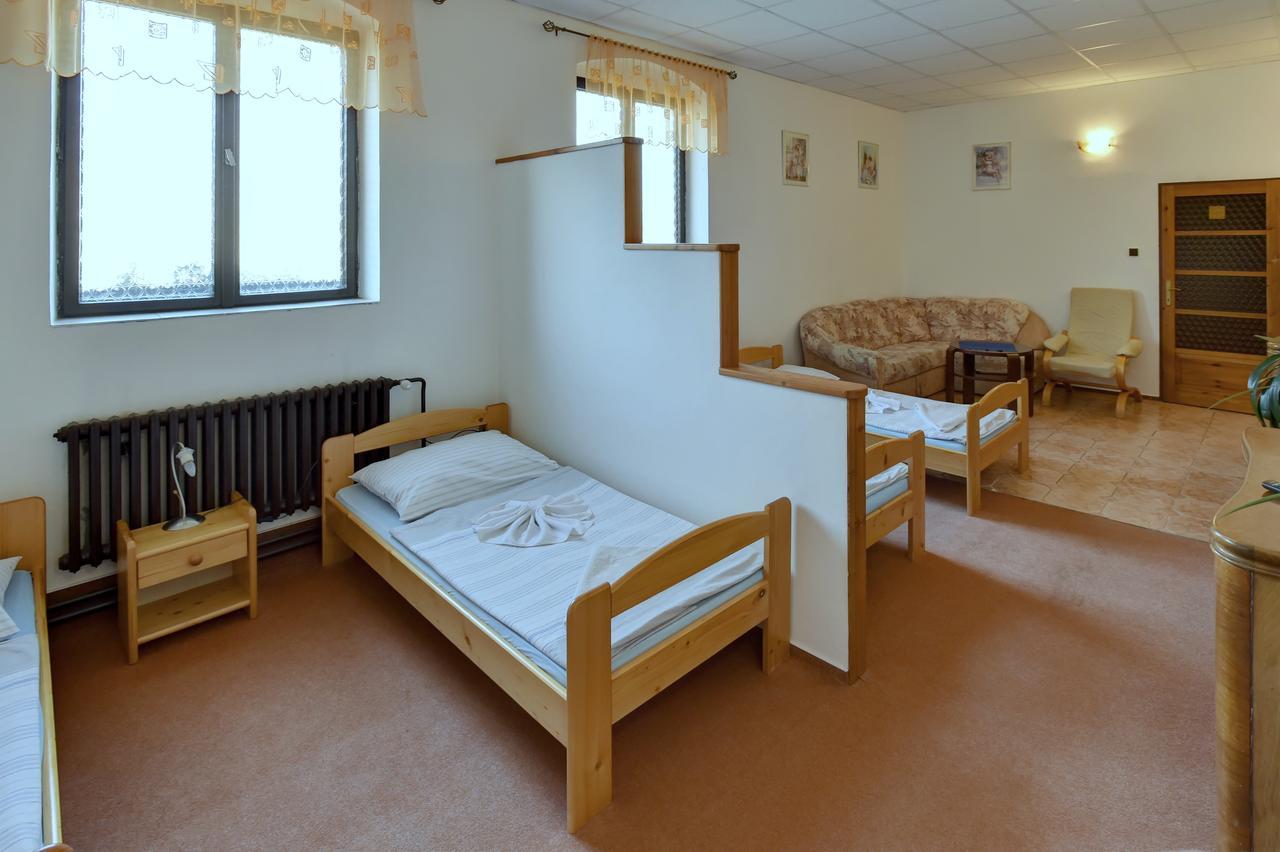 Hotel Kovarna Decin Bagian luar foto