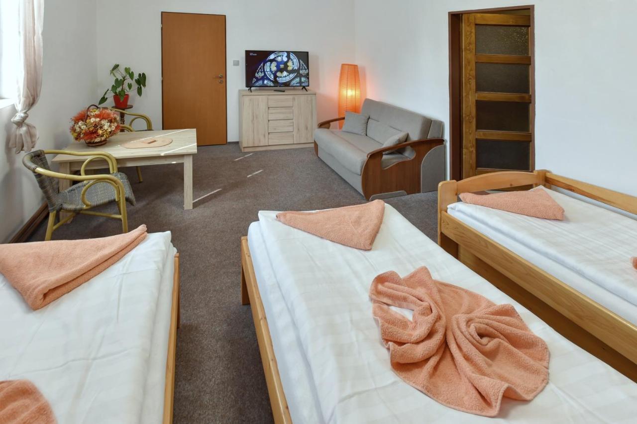 Hotel Kovarna Decin Bagian luar foto