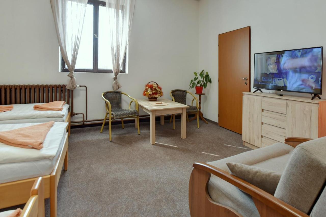 Hotel Kovarna Decin Bagian luar foto
